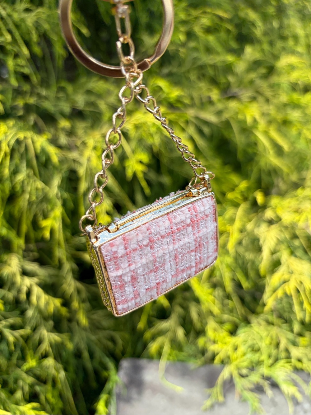 Pink Tweed Chain Charm Shoulder Bag - Picture 4 of 4